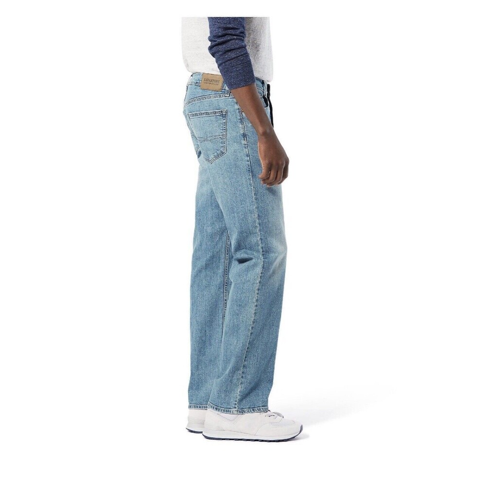 Levi Strauss & Co. Signature Men's Relaxed Fit Jeans Size 42x32